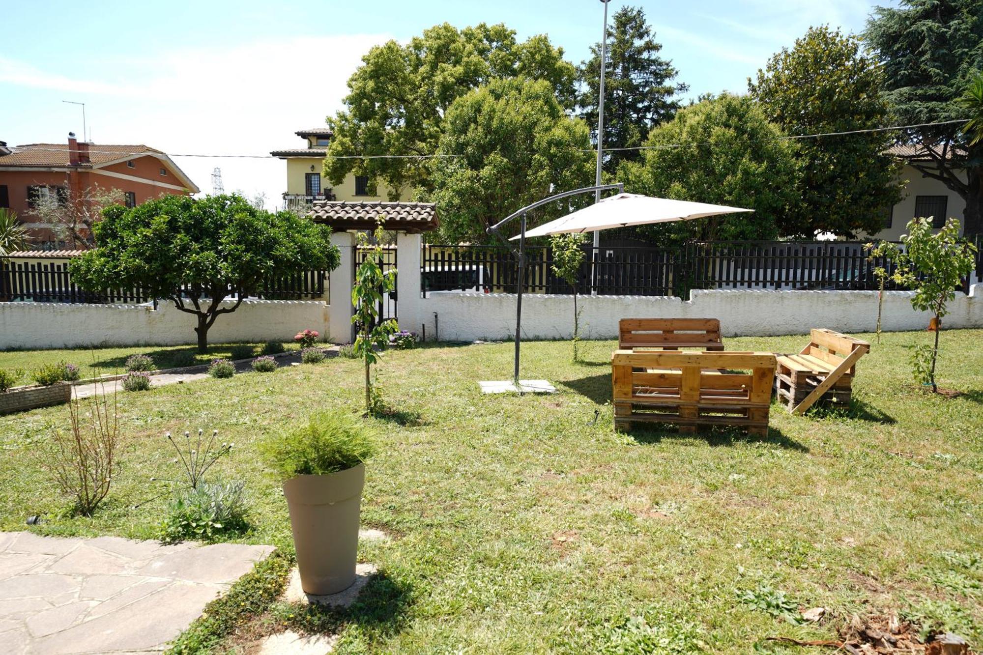 Da Piero E Gina Hotel Palidoro Exterior photo